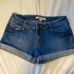Forever twenty one size 27 blue jean shorts